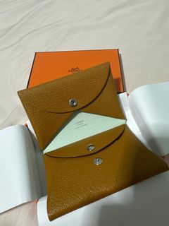 Hermes Calvi Duo Compact Verso in Menthe / Mauve Pale Chevre Mysore Leather