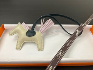 （分類：）位於 。 由 missoooh 提交（商品編號 1228929567，圖片 1）。簡介： 。