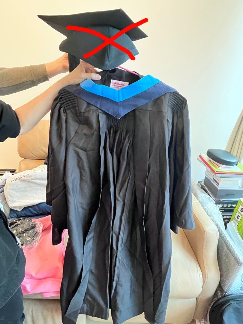 HKU Graduation Gown