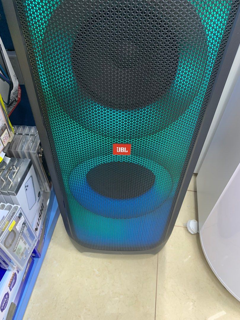 JBL PartyBox 1000 - High Power Wireless Bluetooth Party Speaker WITH ...
