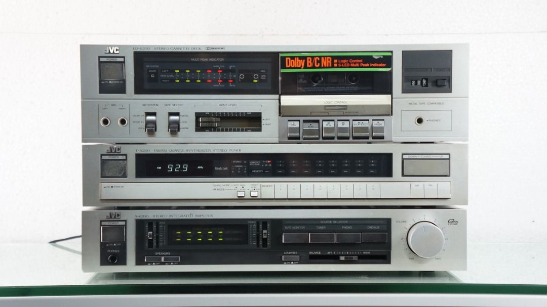 JVC KDV200 Cassette Deck + TX200 Tuner + AK200 Amplifier Combo Set