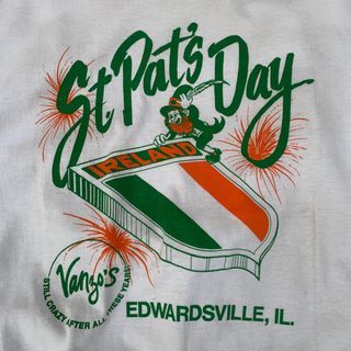 Kaos art vintage.