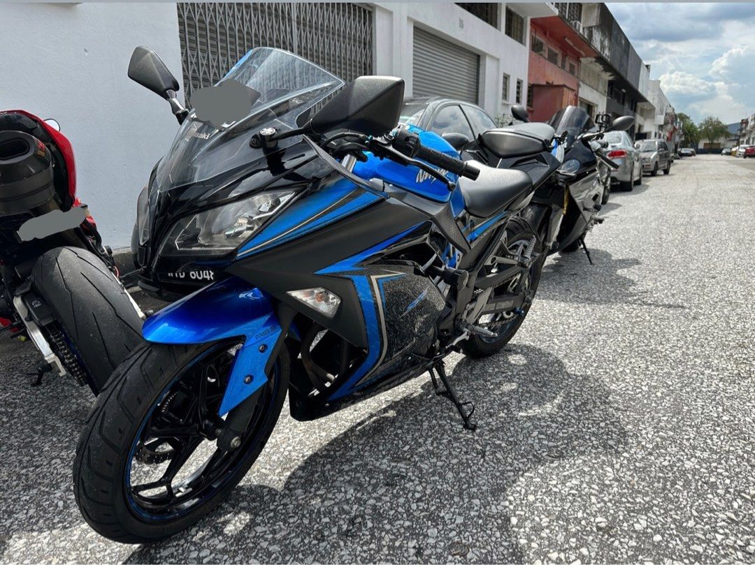 Kawasaki Ninja 300 ABS BLUE Motorbikes on Carousell