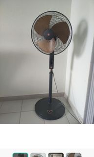 (Category: ) located in . Submitted by wbyangym (Listing ID 1229051331, Image 1). Description: .