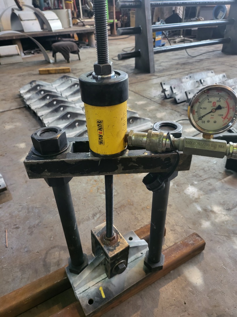 Load Testing (Hydraulic Jack Testing), Furniture & Home Living, Home Improvement & Organisation