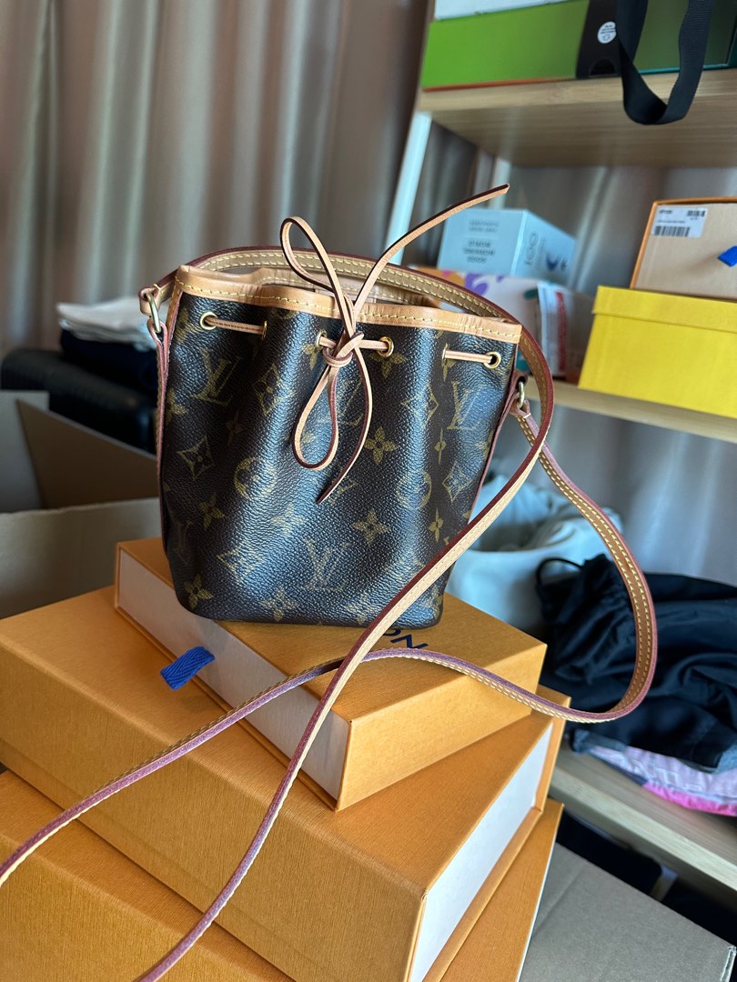 LOUIS VUITTON Nano Noe Bag