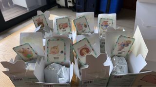 （分類：）位於 。 由 num6er 提交（商品編號 1228955232，圖片 1）。簡介： 。