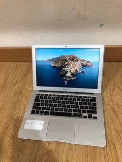 MacBook air 2017 13 Inch 8/128GB