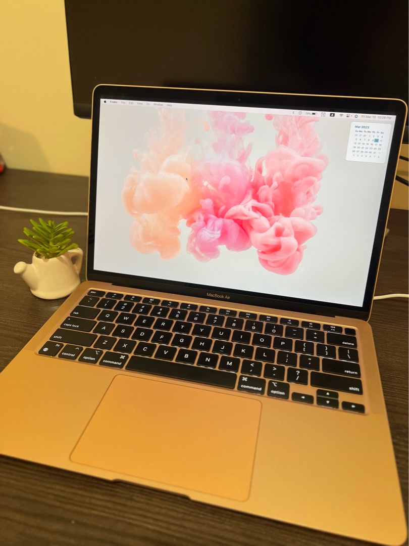 MacBook Air M1 512GB /8GB, 8 core GPU, warranty till Feb 2025