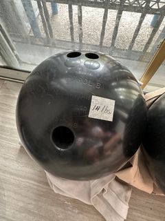 Manhattan Rubber Bowling Ball (14lbs)