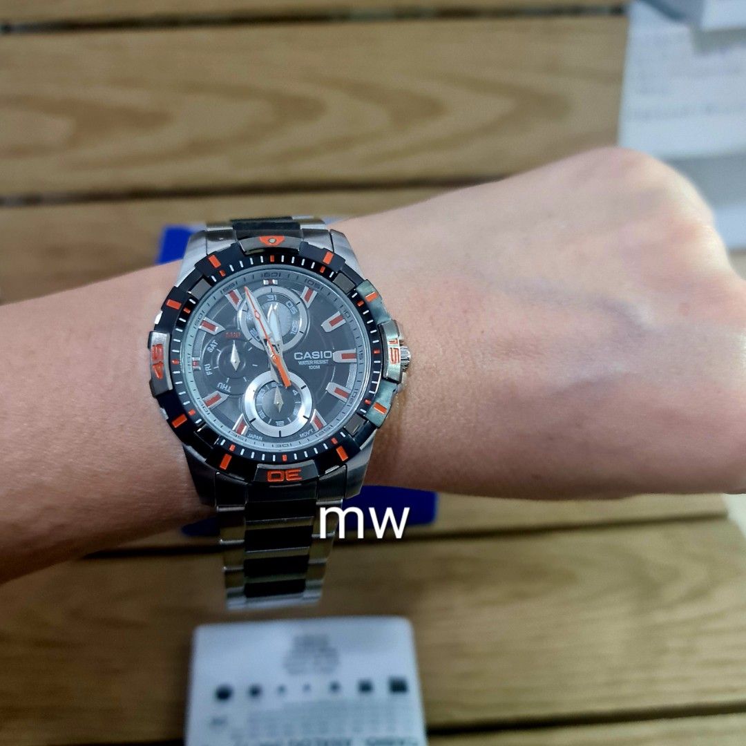 Men s MTD 1071D 1A2VDF Analog Multi color Dial Stainless Steel Casio Men s Watch