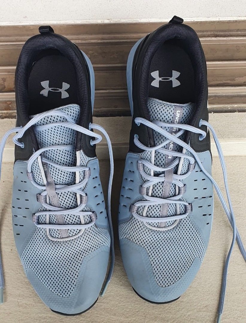 Mens grey under armour trainers top