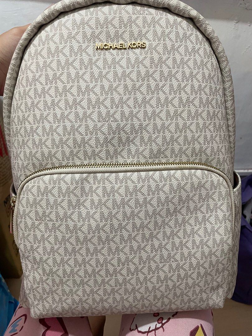 MICHAEL KORS LARGE ERIN BACKPACK on Carousell