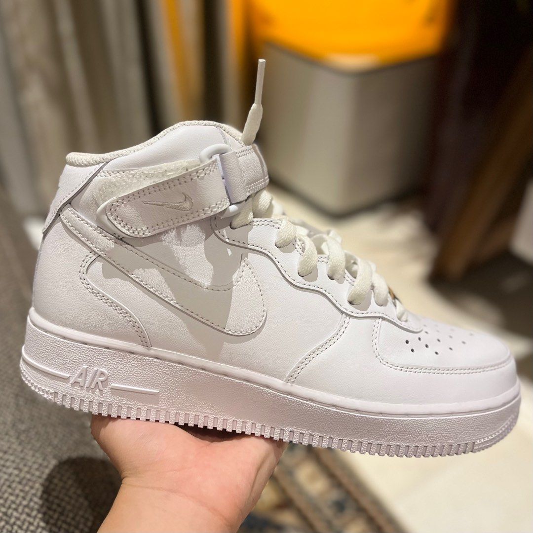 All white air force ones mid store