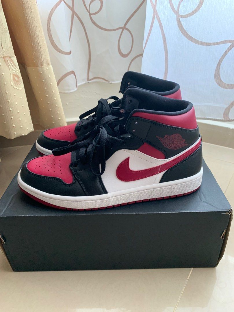 nike air jordan 1 mid noble red