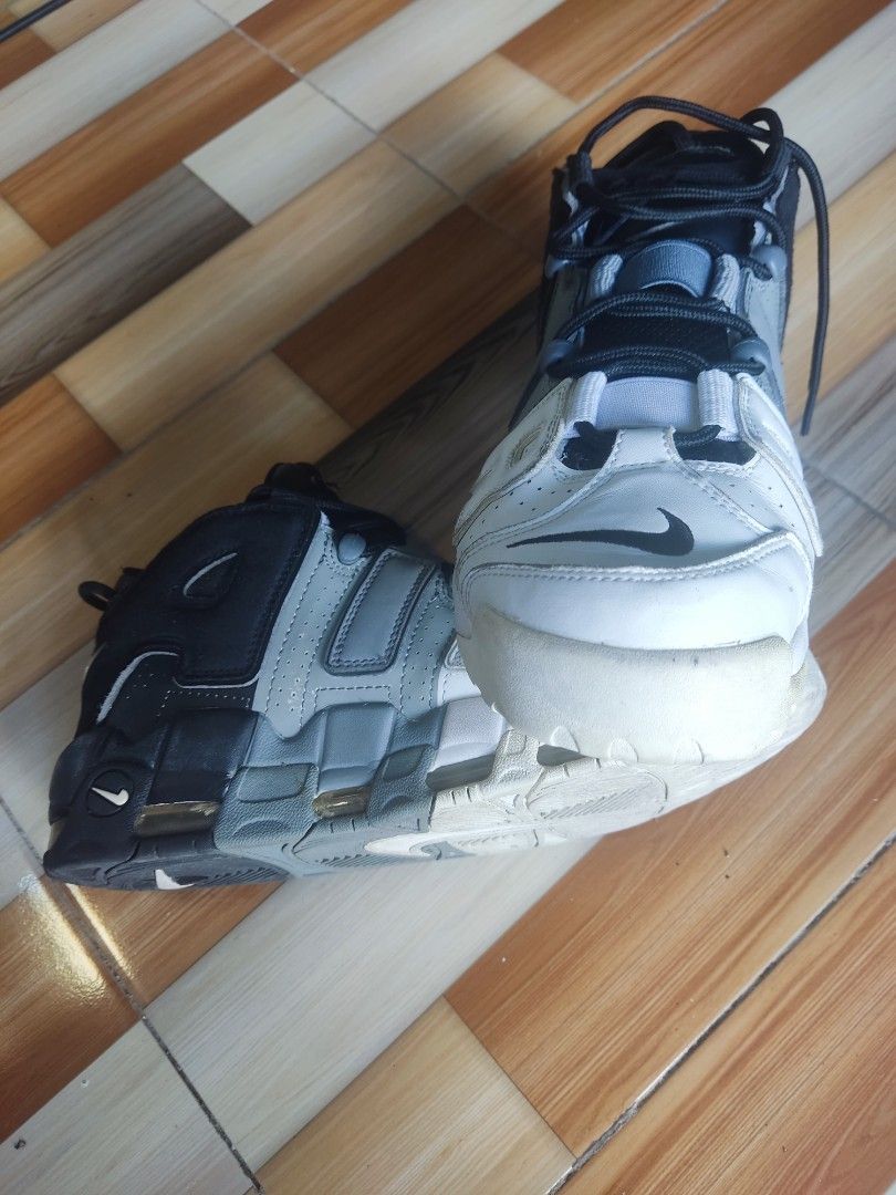 NIKE AIR UPTEMPO 'TRICOLOR' Retro, Sz44, Fesyen Pria, Sepatu , Sneakers di  Carousell