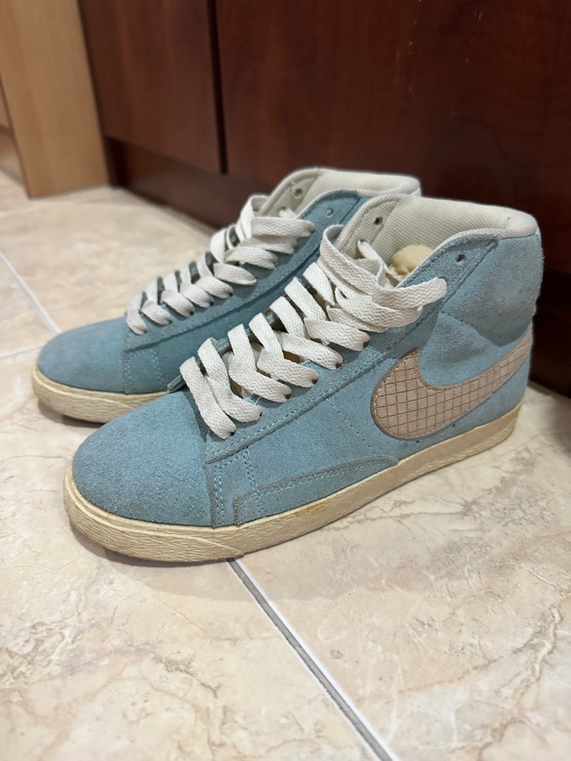 Nike blazer ice cream shop