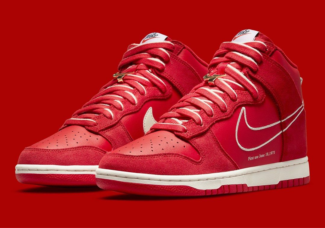 Red nike deals shoes 218