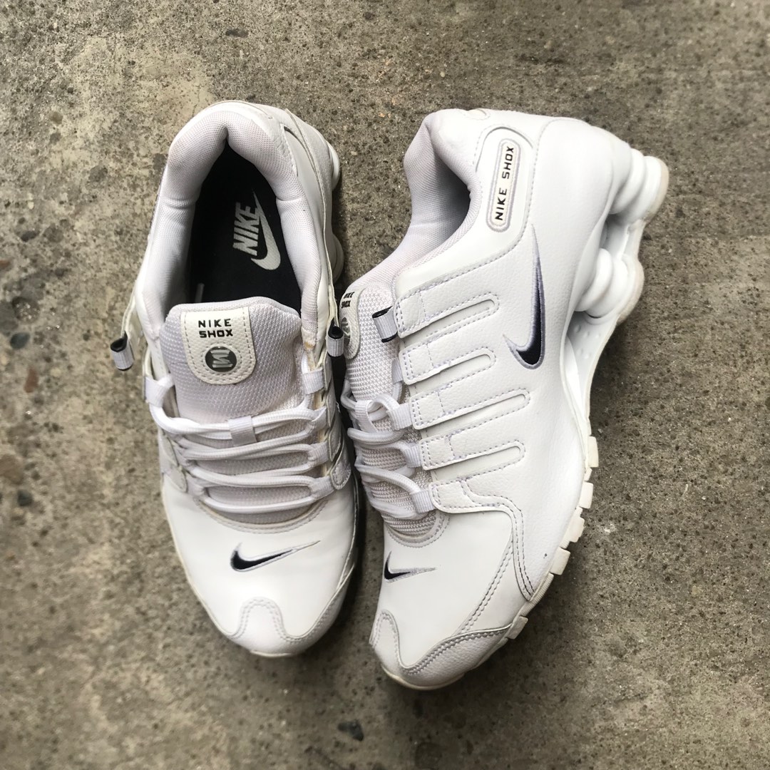 Nike air shox clearance branco