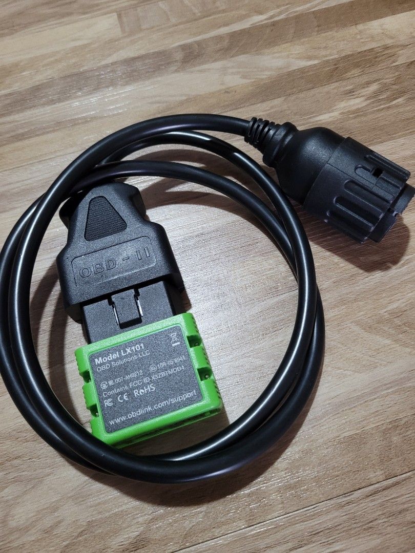 OBDLink with OBD2 BMW liquid cool cable, Motorcycles, Motorcycle