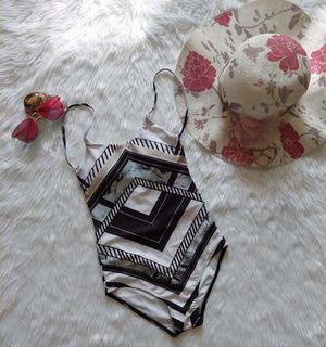 (Category: ) located in . Submitted by Anything.Pre-loved (Listing ID 1228979028, Image 1). Description: .