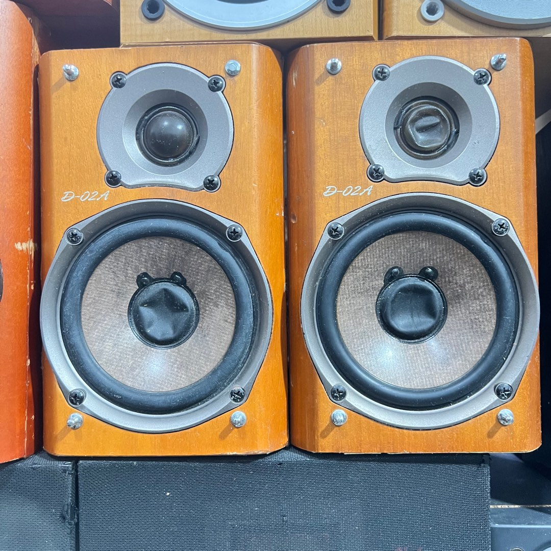 Onkyo Bookshelf Speakers on Carousell