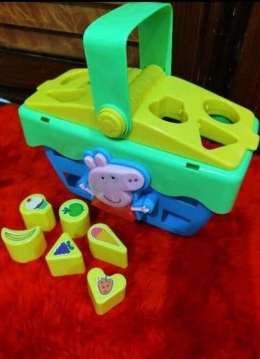 Peppa pig sorting picnic basket on Carousell