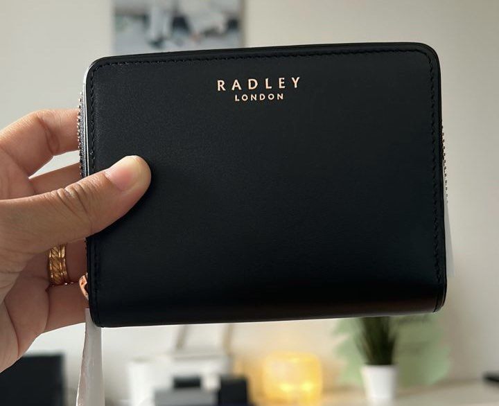 Radley London Purse, Women's Fashion, Bags & Wallets, Purses & Pouches