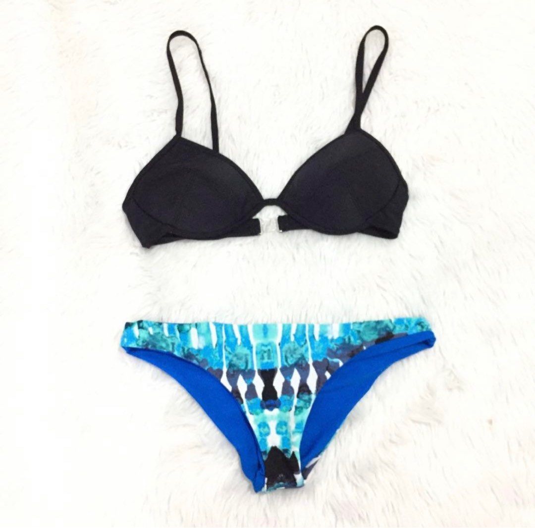 Reversible Bottom black and blue two piece swimsuit on Carousell