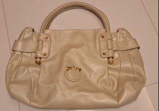 （分類：）位於 。 由 SallyY 提交（商品編號 1229031574，圖片 1）。簡介： 。