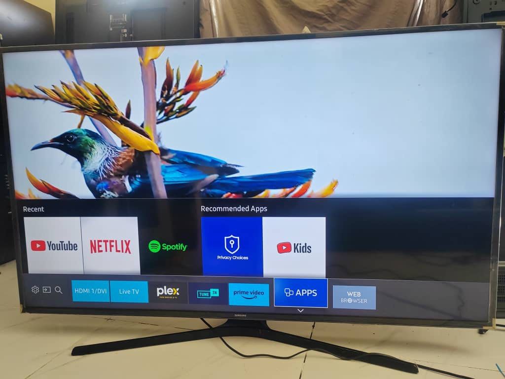 Samsung 55 inchi 4k Smart Condition 9/10 Still New Condition Full Ok