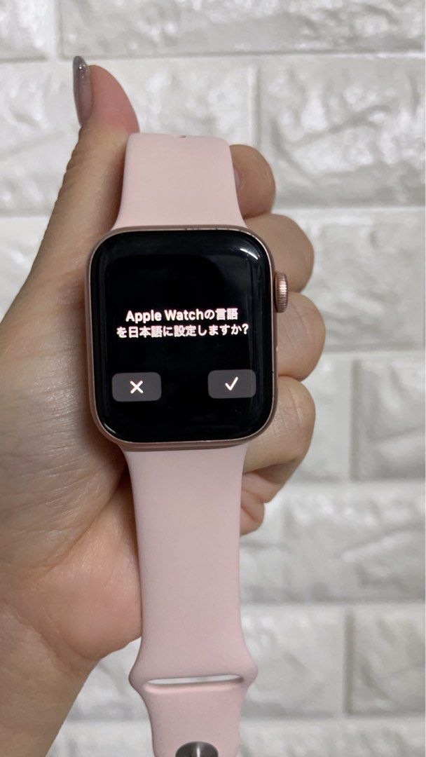 Gold aluminium case hot sale pink sand sport band