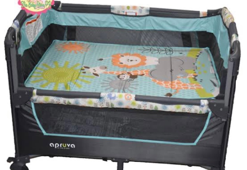 SELLING CRIB, Babies & Kids, Baby Nursery & Kids Furniture, Cots