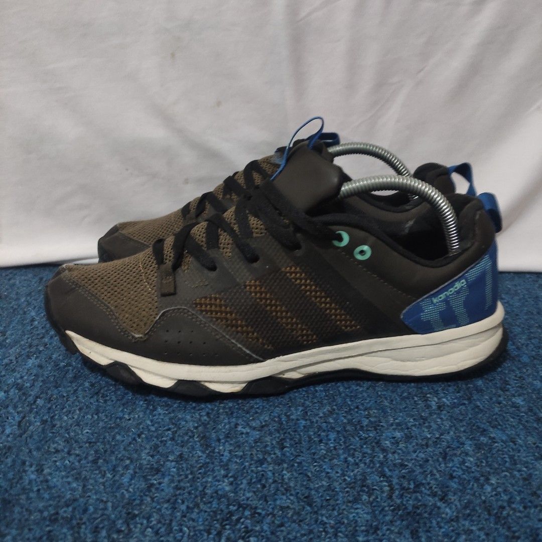 Sepatu adidas on sale kanadia