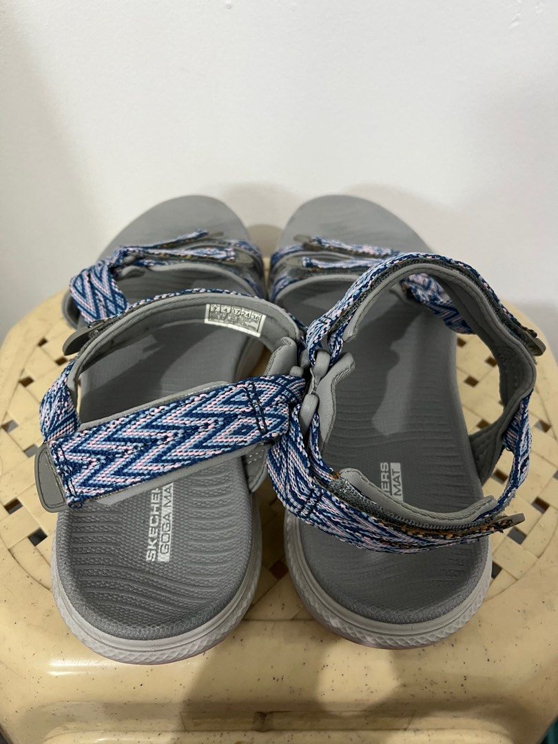 skecher goga mat sandals