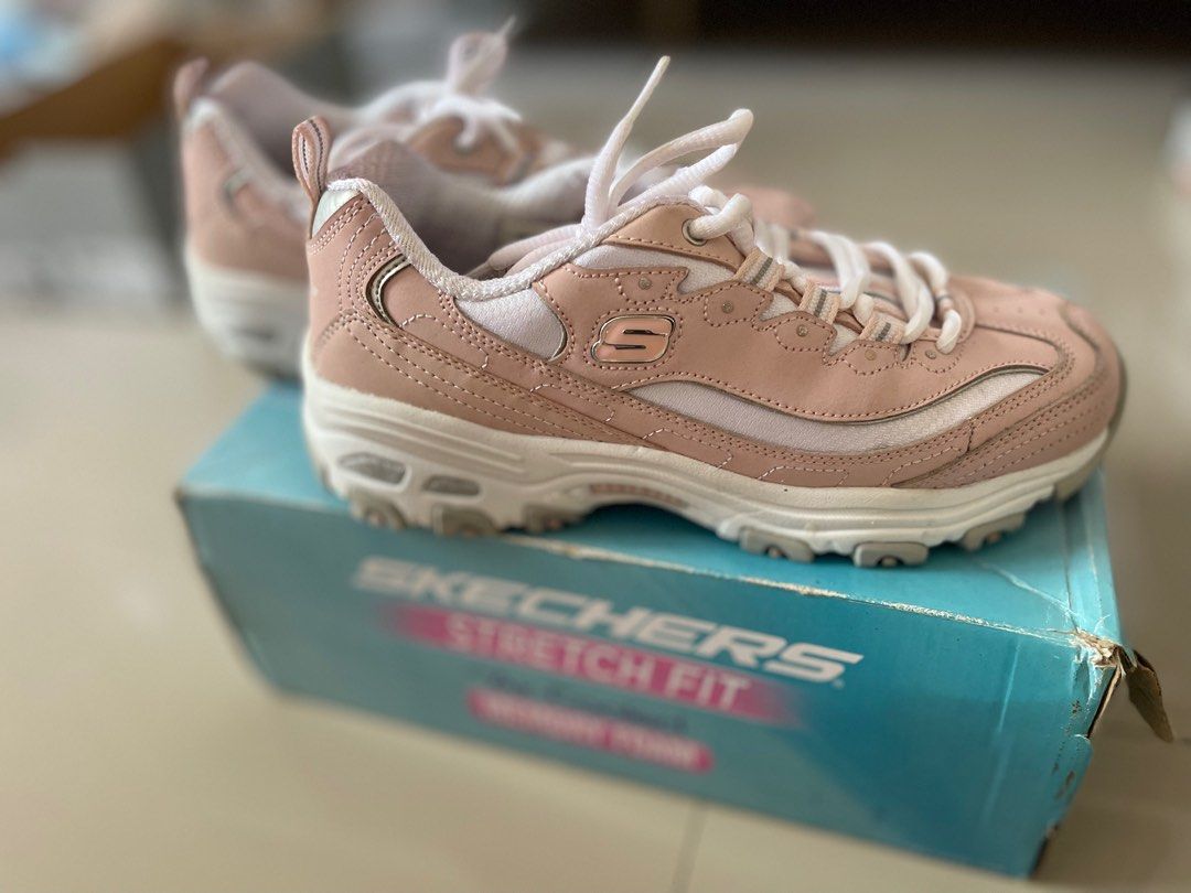Sketcher, Fesyen Wanita, Sepatu di Carousell