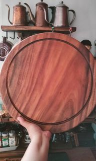 Solid Round Acacia Wood Chopping board