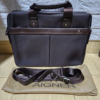 Tas selempang laptop AIGNER kw warna coklat