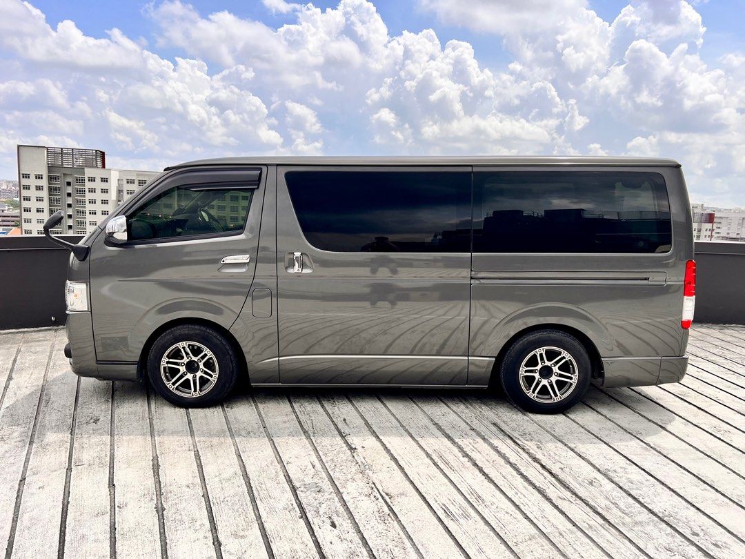 Toyota hiace super gl diesel discount