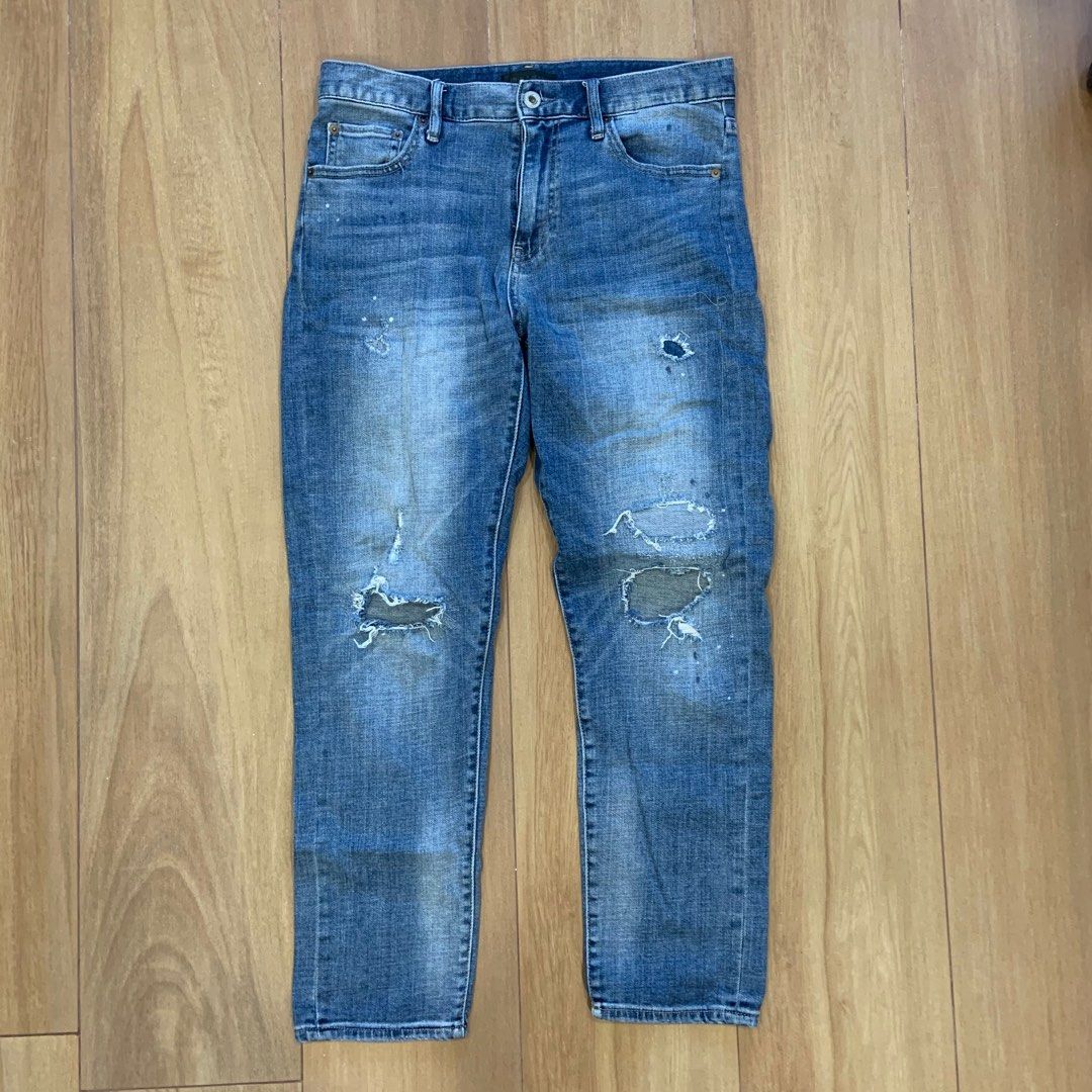 Uniqlo ripped jeans, Women's Fashion, Bottoms, Jeans & Leggings on ...