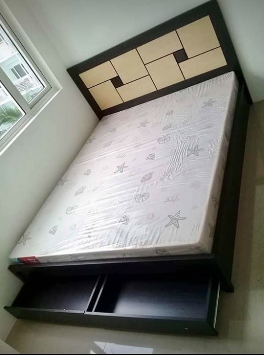 Very Cheap Malaysian Laminated Wood Bed Frame with Storage and Free
