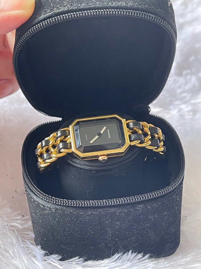 Chanel wrist discount watch price