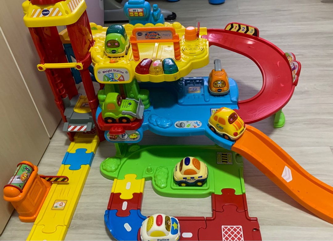 Vtech parking cheap garage