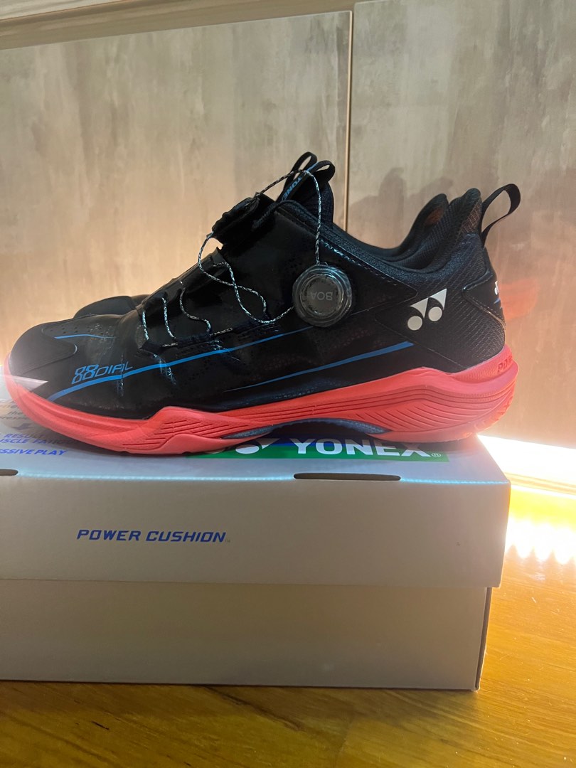 Yonex 88 dial power cushion badminton shoe