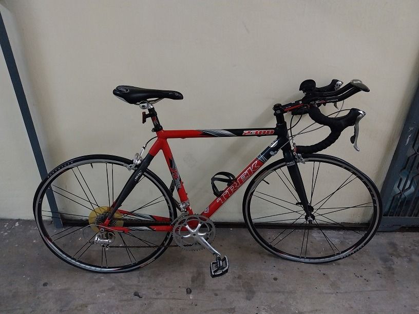 2004 trek 2300 2025