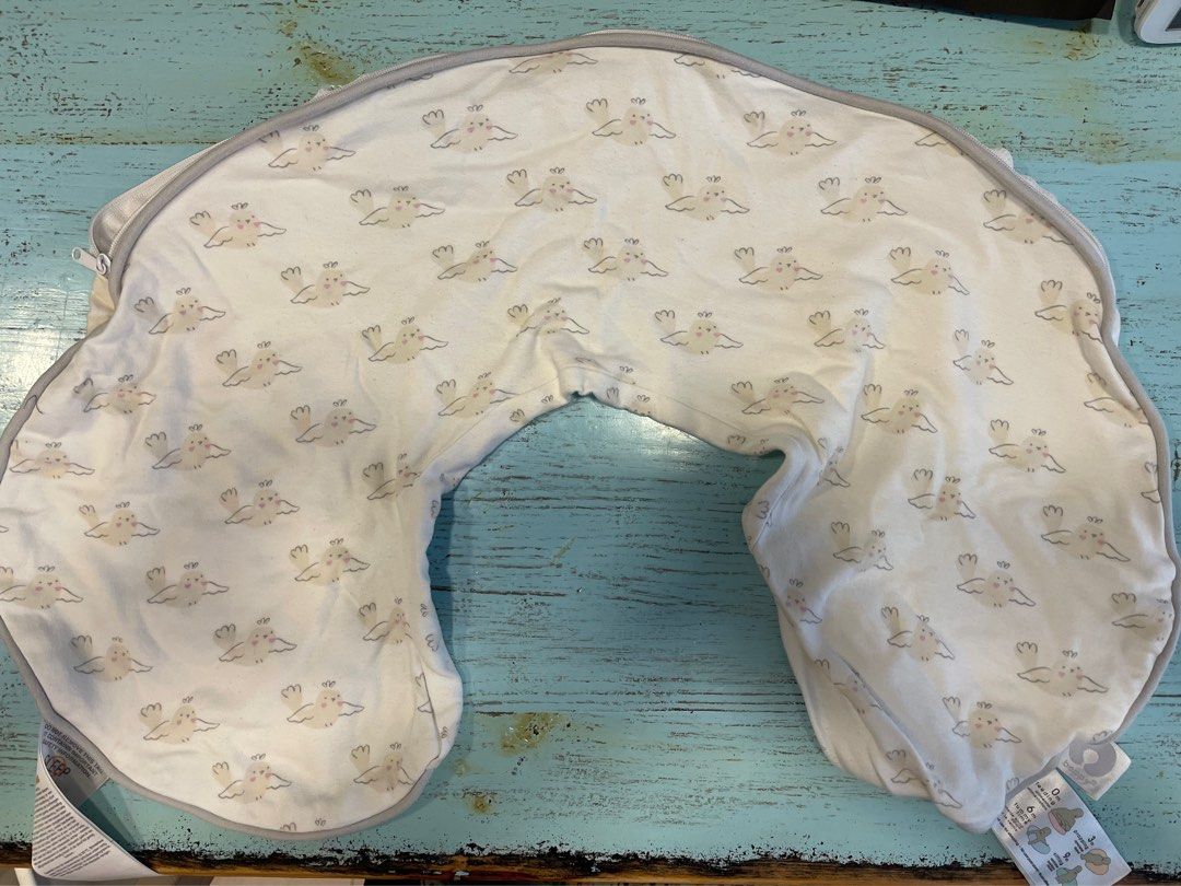 2 Boppy Covers Free Boppy breastfeeding pillow