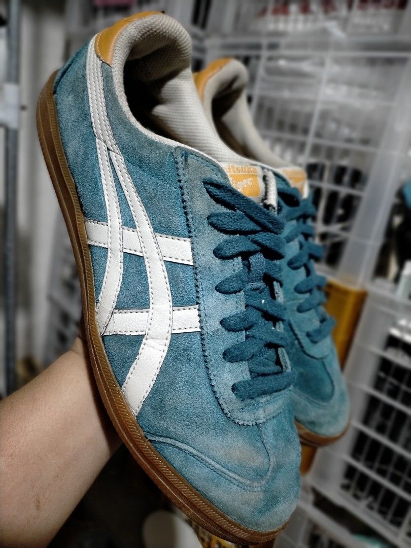 onitsuka gum sole