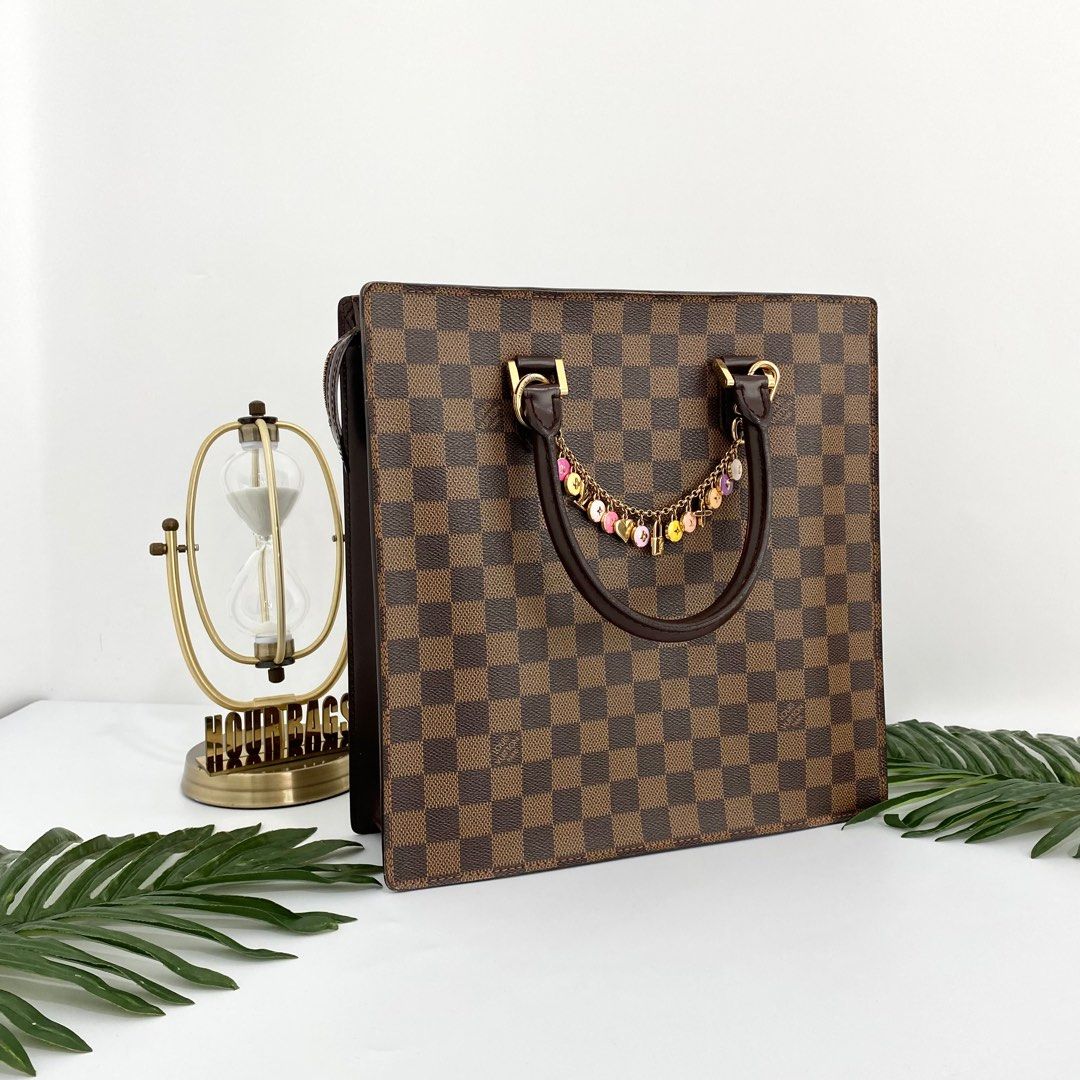 Louis Vuitton Damier Ebene Venice Sac Plat, Luxury, Bags & Wallets on  Carousell