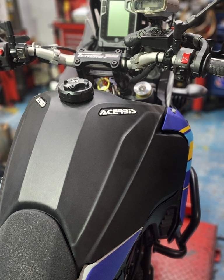 Acerbis 23l Fuel Tank for Yamaha Tenere 700, Motorcycles, Motorcycle