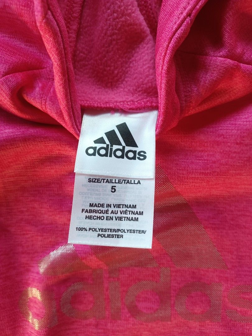 ADIDAS HOODIE JACKET (Category: Babies & Kids Fashion) located in Manila. Submitted by twentythirdstore (Listing ID 1229188902, Image 3). Description: Brand new with Tag please see last pic for the size.